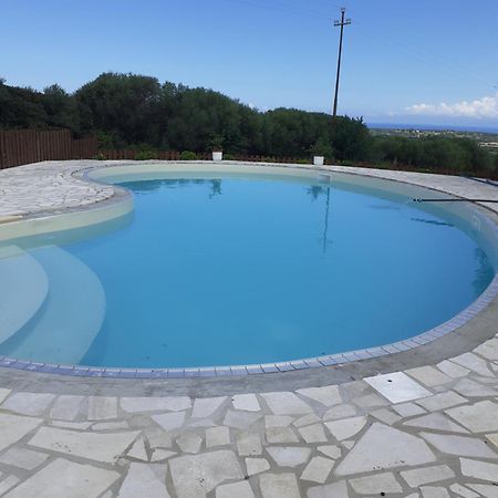 Gli Olivastri: Mediterranean Oasis with Pool and Sea View Aglientu Exterior photo