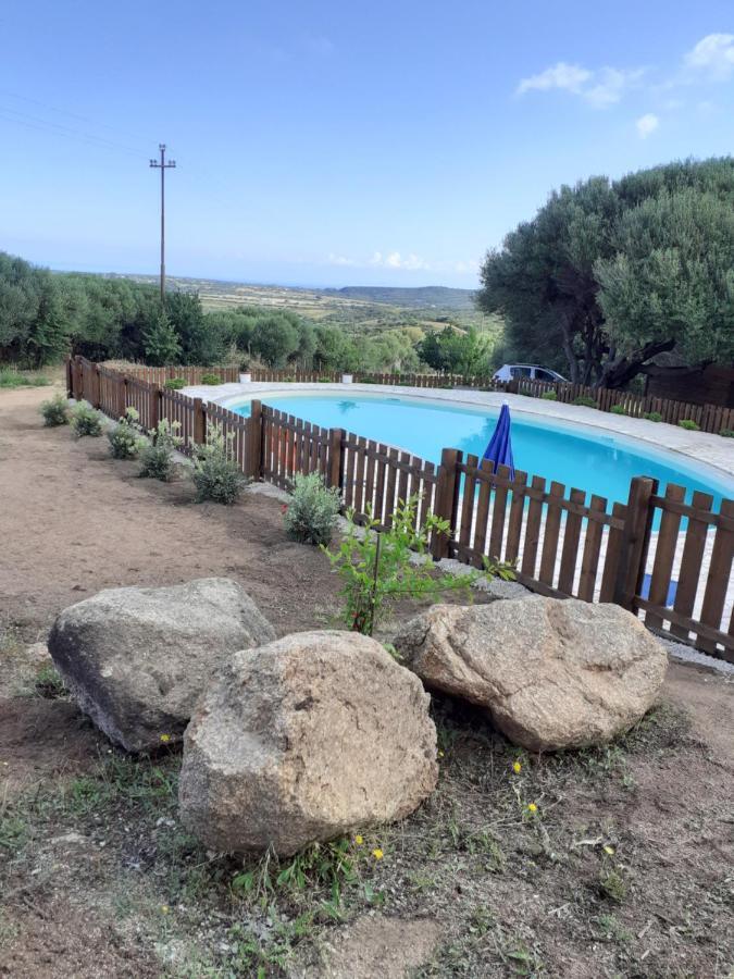 Gli Olivastri: Mediterranean Oasis with Pool and Sea View Aglientu Exterior photo